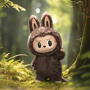 Zimomo, the leader of The Monsters, showcasing his distinctive spiked tail.