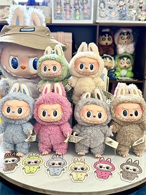 Collage of fans showing their Pop Mart and Zimomo collectible art toys.